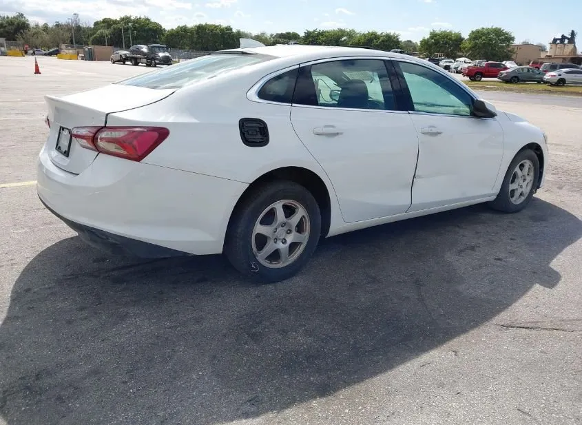 2020 CHEVROLET Malibu Used VIN 1G1ZD5STXLF101279 – photo 14