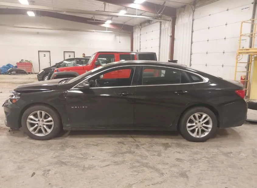 2016 CHEVROLET Malibu Used VIN 1G1ZE5ST6GF273683 – photo 12