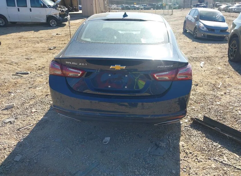 2021 CHEVROLET Malibu Used VIN 1G1ZE5SX0MF063014 – trunk area