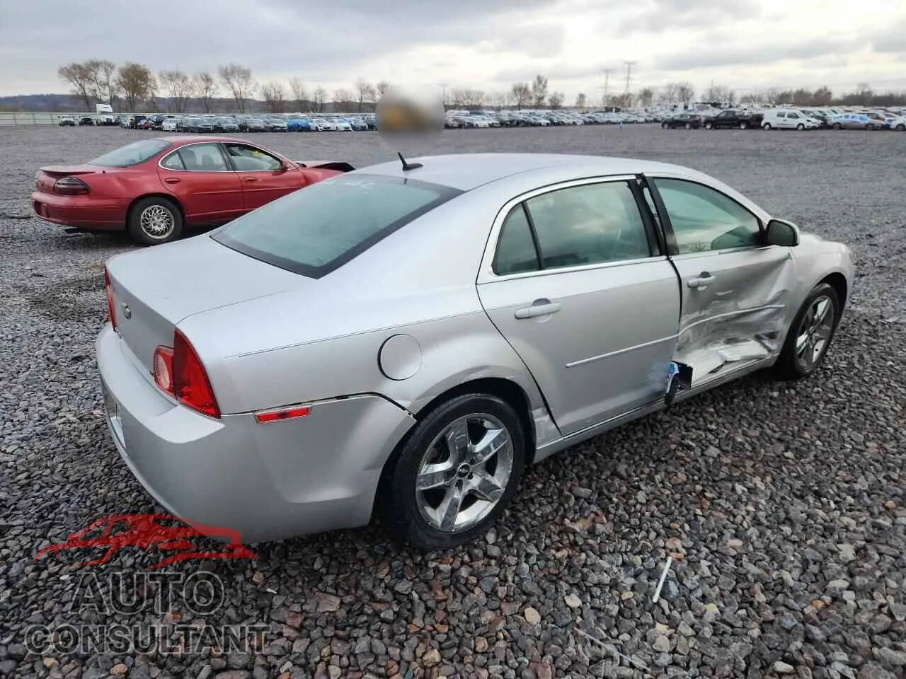 2009 CHEVROLET MALIBU Damaged VIN 1G1ZH57B894228198 – side profile