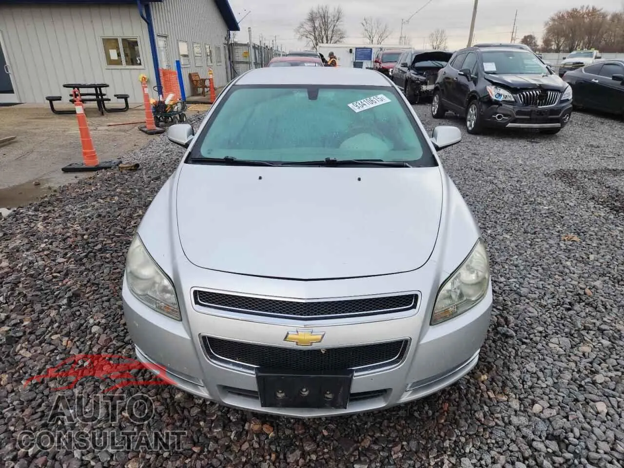 2009 CHEVROLET MALIBU Damaged VIN 1G1ZH57B894228198 – interior seats