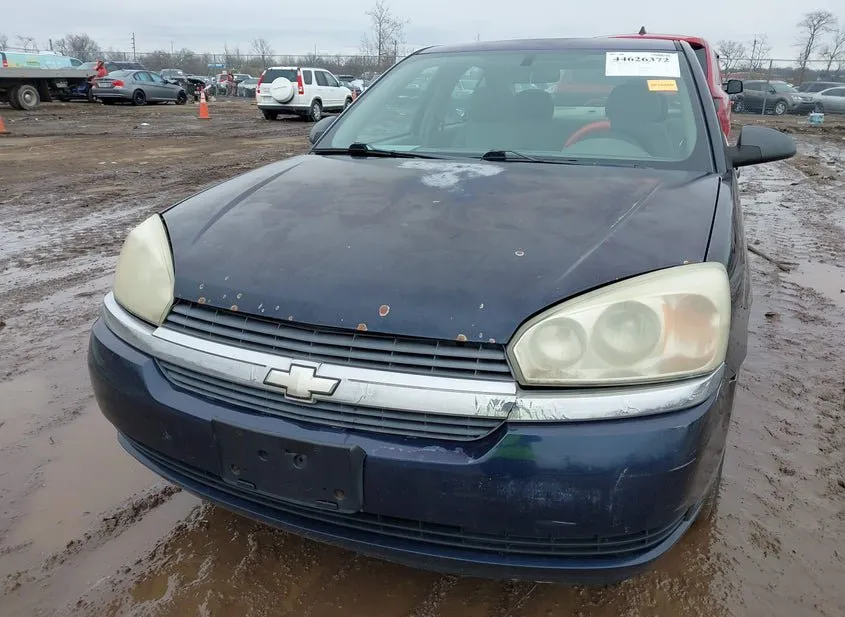 2005 CHEVROLET MALIBU Used VIN 1G1ZS52FX5F289238 – engine bay 2005 CHEVROLET MALIBU Used VIN 1G1ZS52FX5F289238 – engine bay