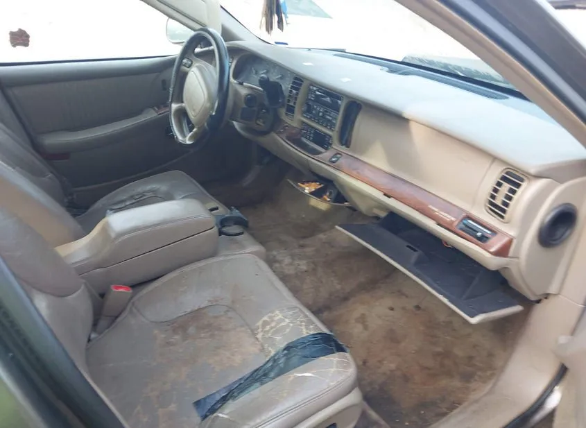 2000 BUICK Park Avenue Used VIN 1G4CW54K5Y4225969 – dashboard