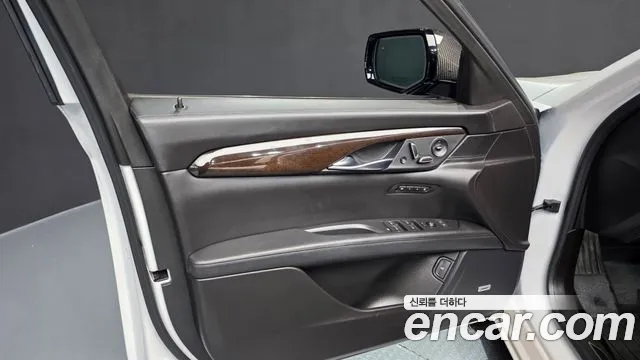 2019 Cadillac CT6 3.6 Platinum AWD Sold VIN 1G6K95RS8KU133491 – trunk area