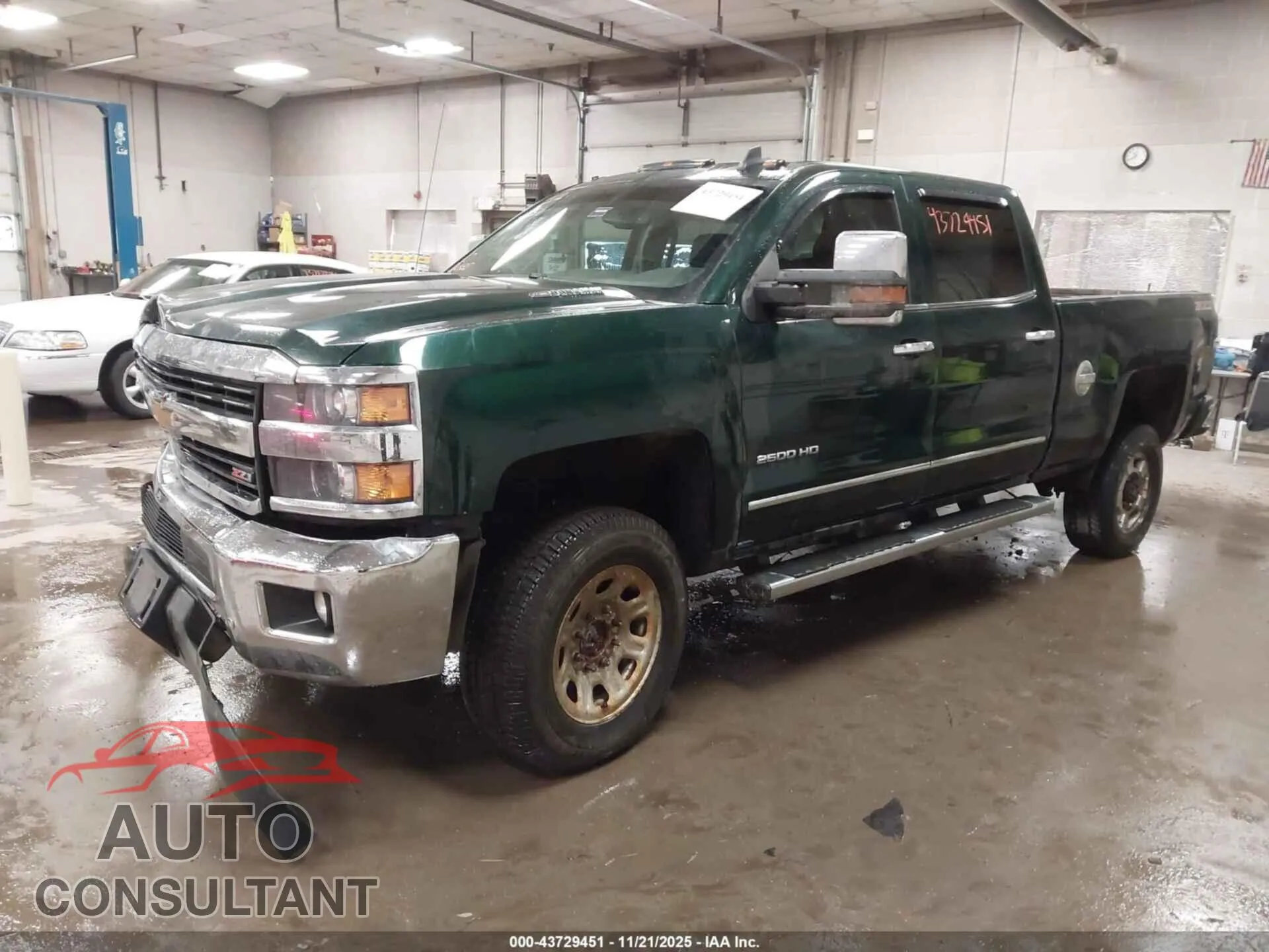 2015 CHEVROLET SILVERADO 2500HD Damaged VIN 1GC1KWE88FF536488 – rear exterior 2015 CHEVROLET SILVERADO 2500HD Damaged VIN 1GC1KWE88FF536488 – rear exterior