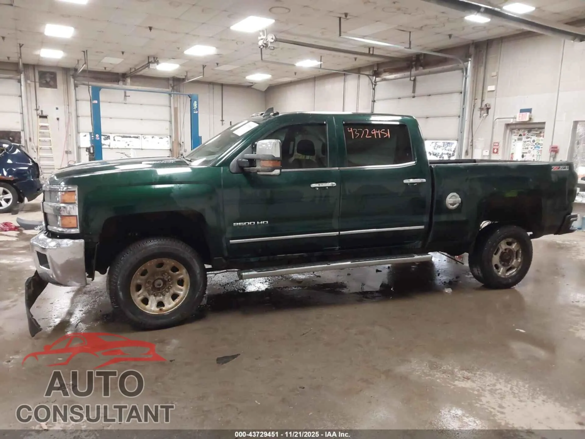 2015 CHEVROLET SILVERADO 2500HD Damaged VIN 1GC1KWE88FF536488 – photo 14 2015 CHEVROLET SILVERADO 2500HD Damaged VIN 1GC1KWE88FF536488 – photo 14