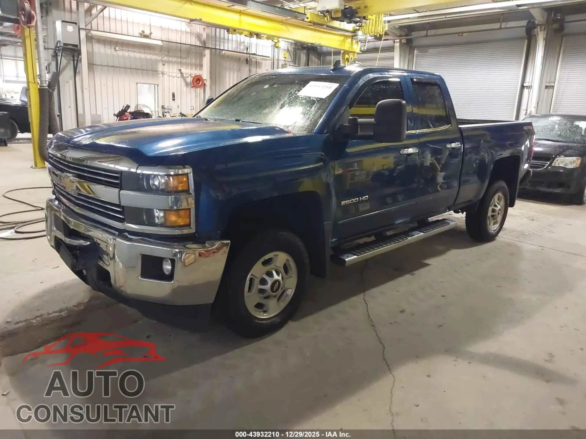 2015 CHEVROLET SILVERADO 2500HD Damaged VIN 1GC2KVEG1FZ558112 – rear exterior 2015 CHEVROLET SILVERADO 2500HD Damaged VIN 1GC2KVEG1FZ558112 – rear exterior