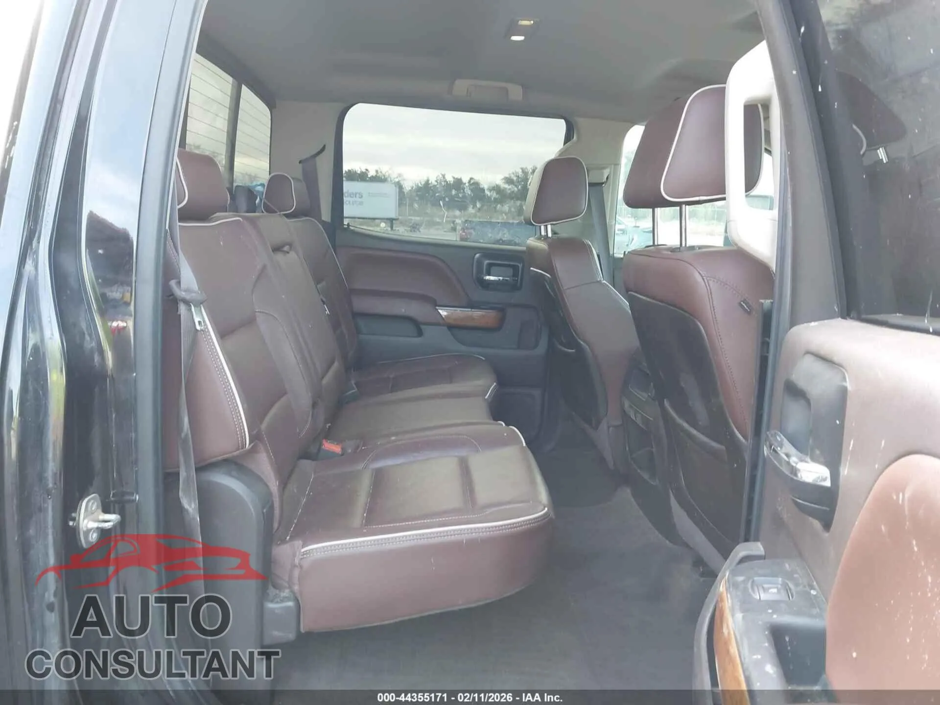 2015 CHEVROLET SILVERADO 3500HD Used VIN 1GC4K1E8XFF519630 – exterior detail