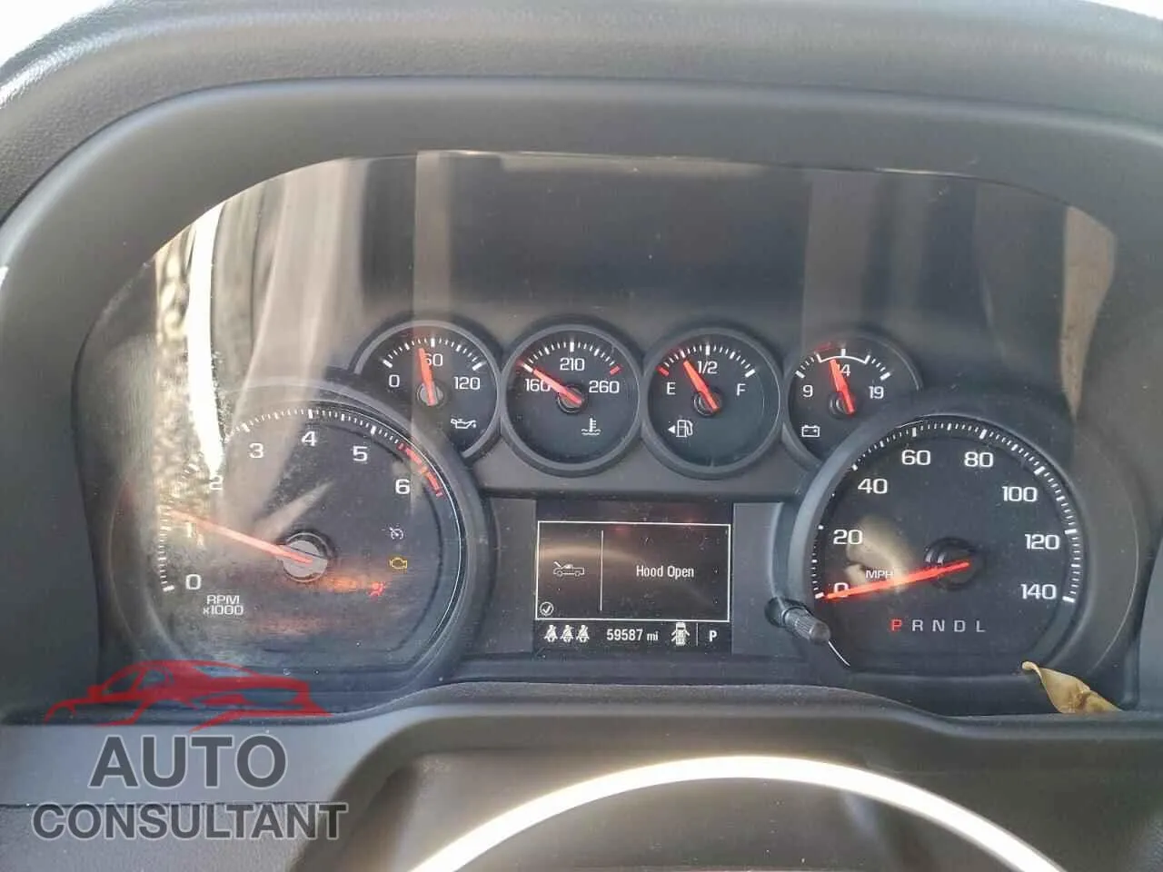 2024 CHEVROLET ALL Models Damaged VIN 1GC4YME72RF159636 – trunk area 2024 CHEVROLET ALL Models Damaged VIN 1GC4YME72RF159636 – trunk area