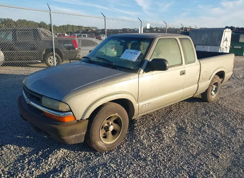 2002 CHEVROLET S-10 Pickup Used VIN 1GCCS19W028253392 – side profile 2002 CHEVROLET S-10 Pickup Used VIN 1GCCS19W028253392 – side profile