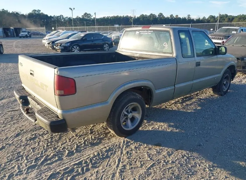 2002 CHEVROLET S-10 Pickup Used VIN 1GCCS19W028253392 – dashboard 2002 CHEVROLET S-10 Pickup Used VIN 1GCCS19W028253392 – dashboard