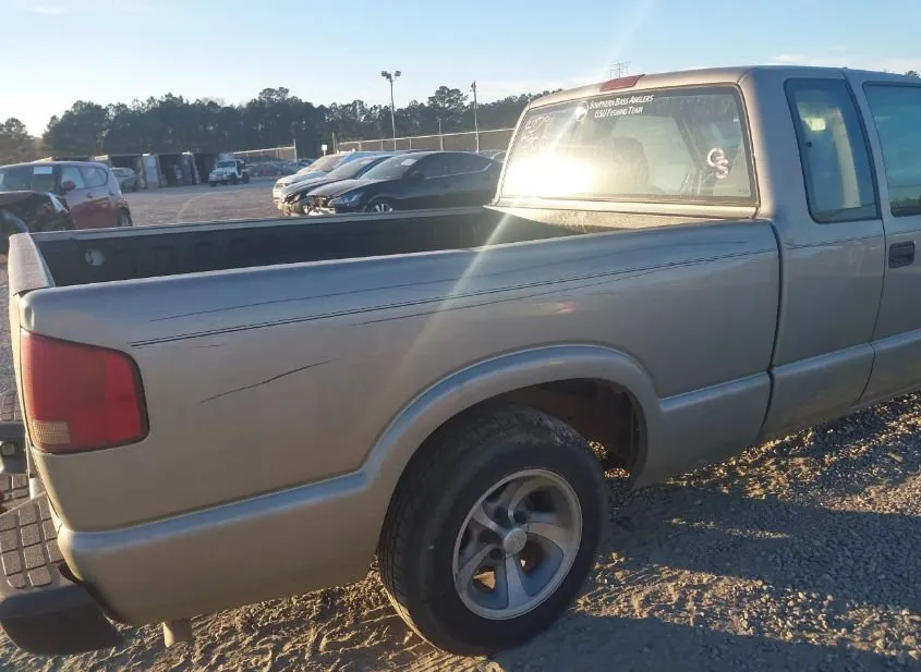 2002 CHEVROLET S-10 Pickup Used VIN 1GCCS19W028253392 – odometer reading 2002 CHEVROLET S-10 Pickup Used VIN 1GCCS19W028253392 – odometer reading