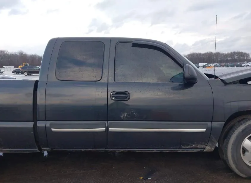 2003 CHEVROLET Silverado Used VIN 1GCEC19T73Z107823 – odometer reading