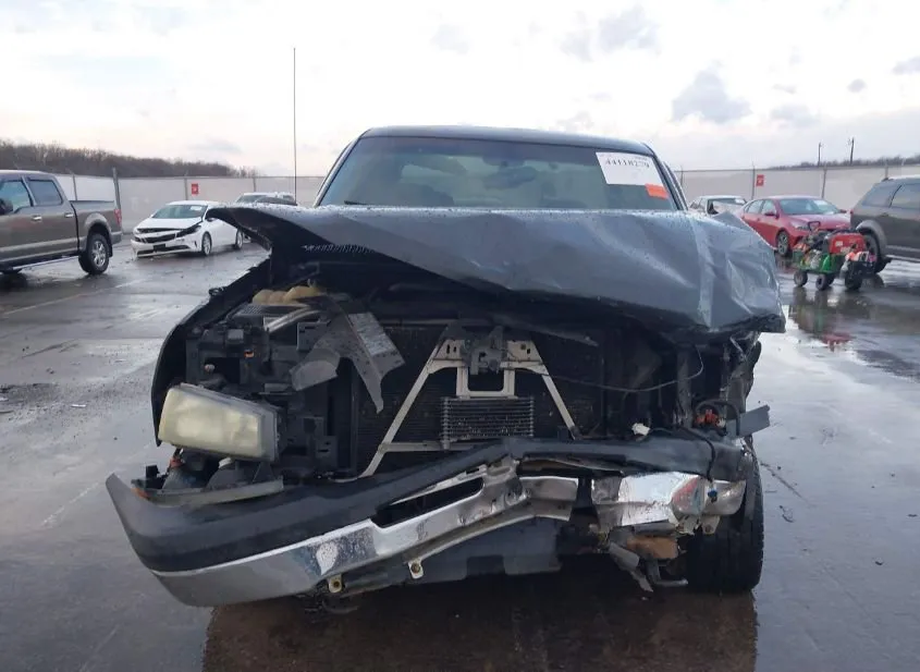 2003 CHEVROLET Silverado Used VIN 1GCEC19T73Z107823 – photo 16