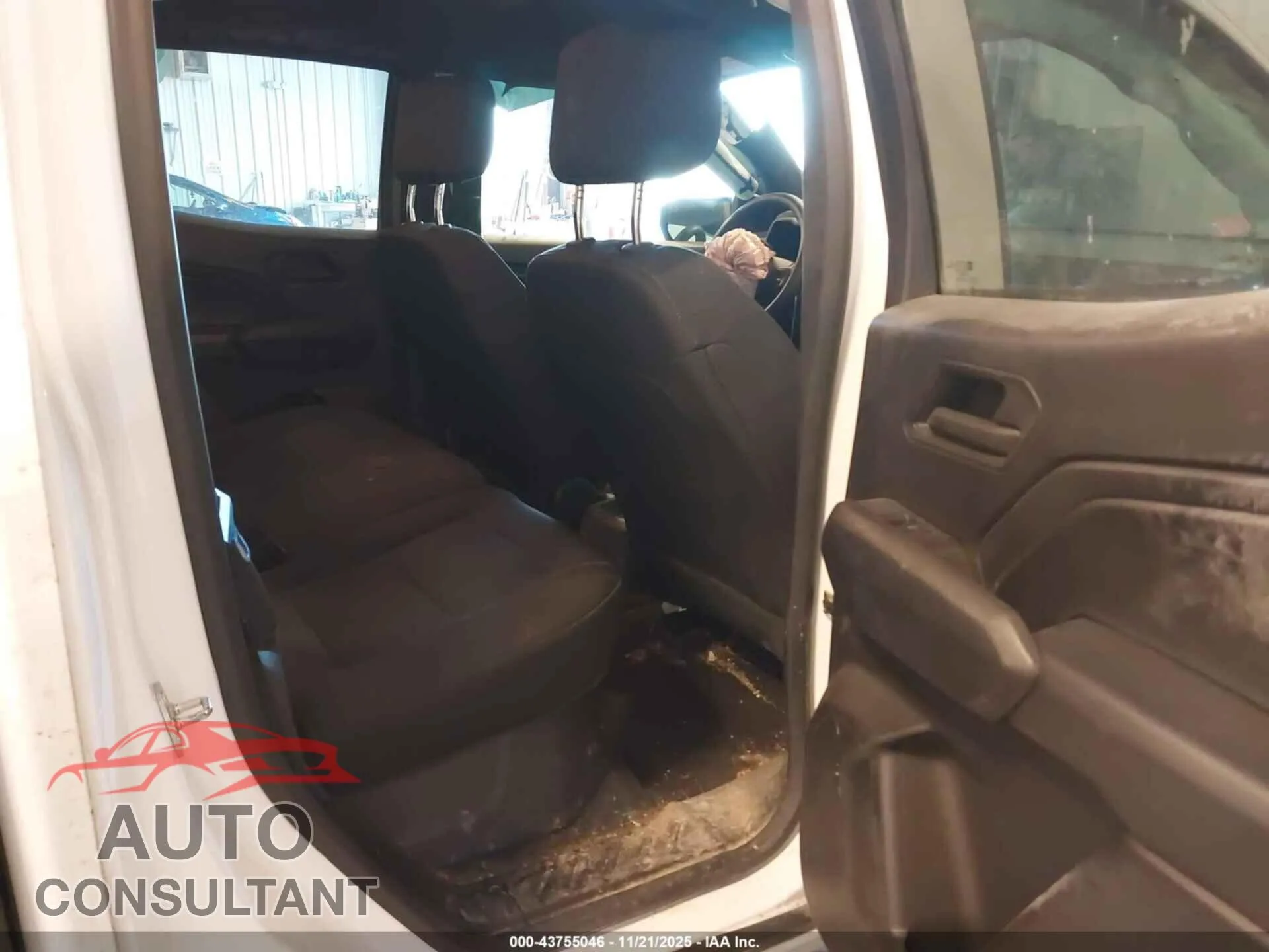 2023 CHEVROLET COLORADO Damaged VIN 1GCGSBEC2P1133449 – undercarriage
