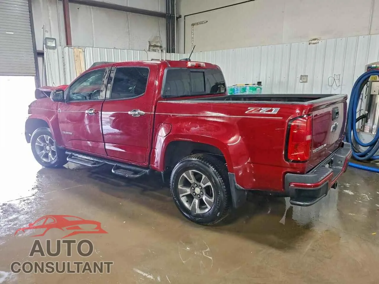 2017 CHEVROLET COLORADO Damaged VIN 1GCGTDEN6H1329177 – rear exterior