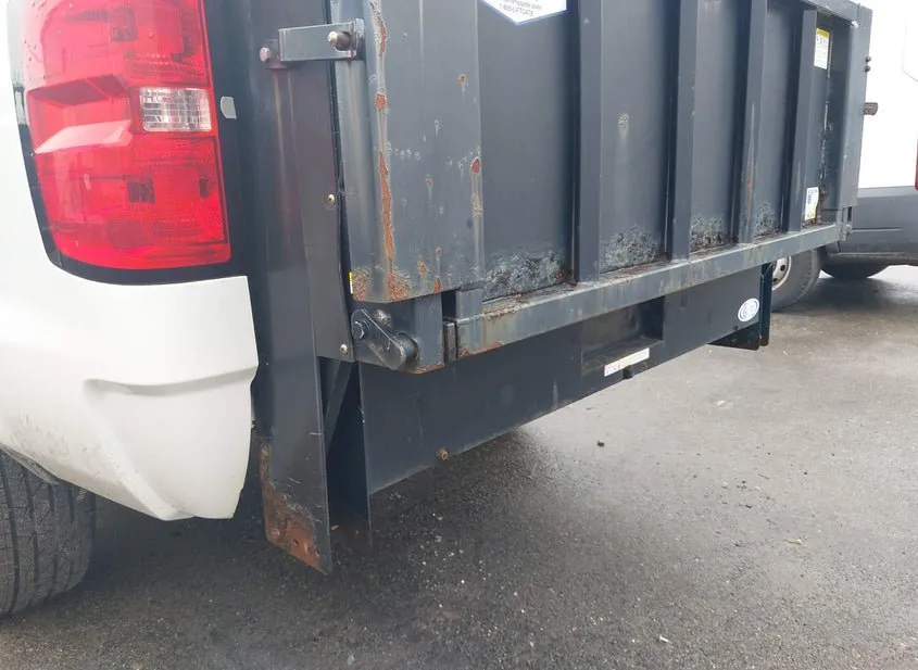 2016 CHEVROLET Silverado Used VIN 1GCNCNEH8GZ135676 – trunk area