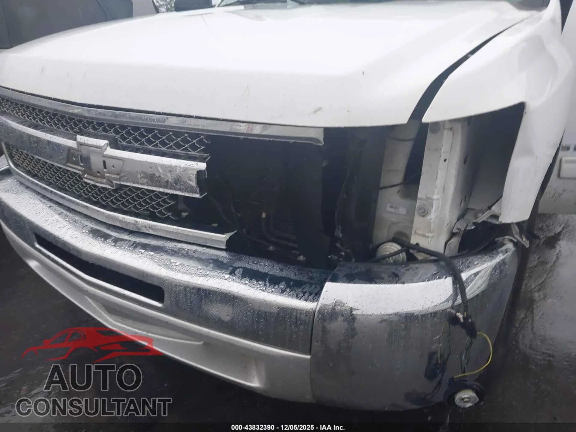 2013 CHEVROLET SILVERADO 1500 Damaged VIN 1GCNCSEA0DZ380064 – engine bay