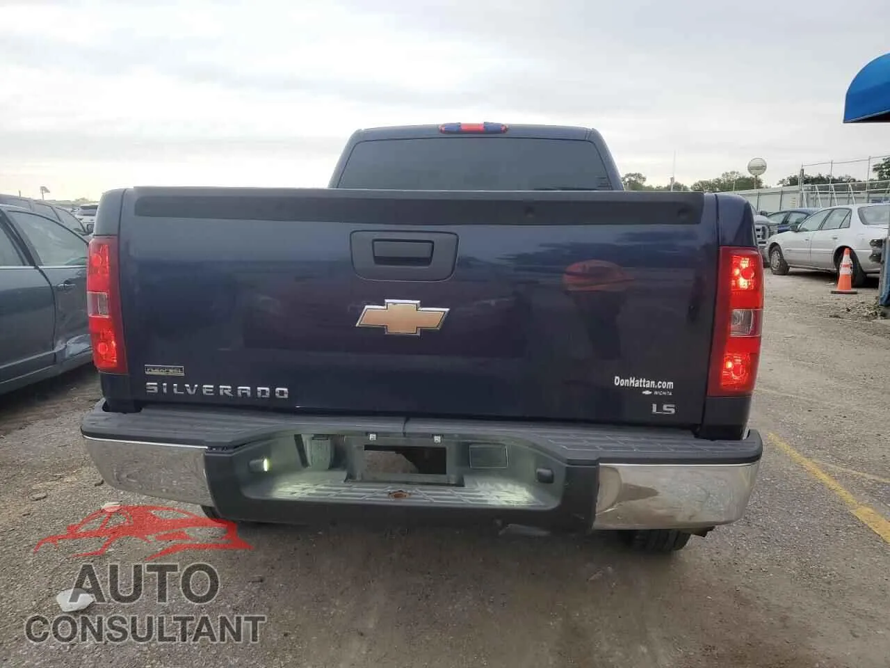 2010 CHEVROLET ALL Models Damaged VIN 1GCPCPEAXAZ257695 – engine bay