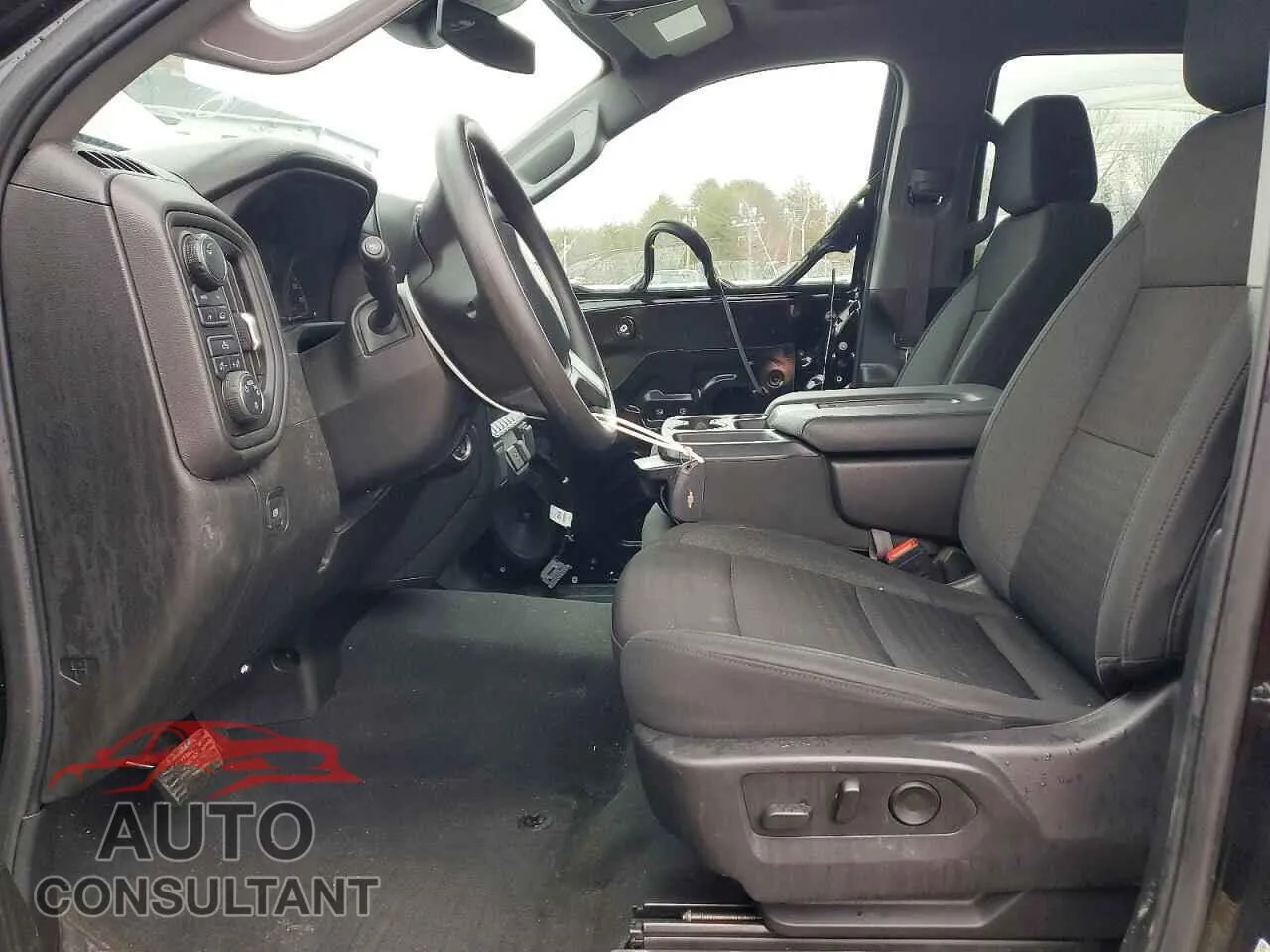 2024 CHEVROLET SILVERADO Used VIN 1GCPDBEKXRZ363326 – exterior detail