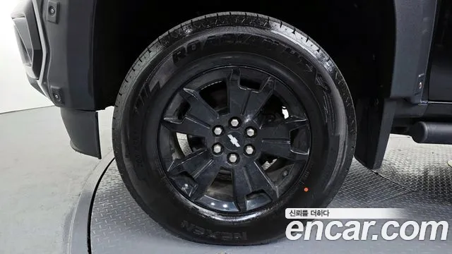 2021 Chevrolet Real New Colorado 3.6 Z71-X Midnight 4WD Sold VIN 1GCPT9EN5M1180400 – undercarriage