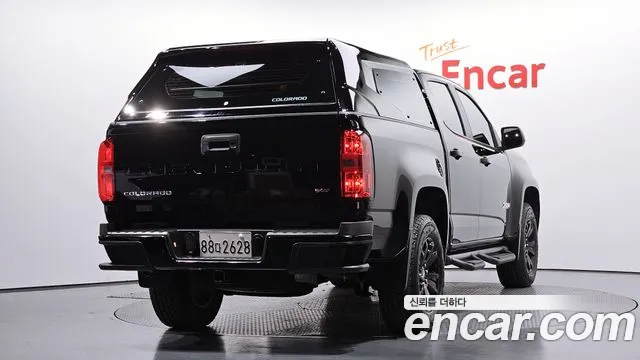 2022 Chevrolet Real New Colorado 3.6 Z71-X Midnight 4WD Sold VIN 1GCPT9EN5N1301332 – side profile 2022 Chevrolet Real New Colorado 3.6 Z71-X Midnight 4WD Sold VIN 1GCPT9EN5N1301332 – side profile