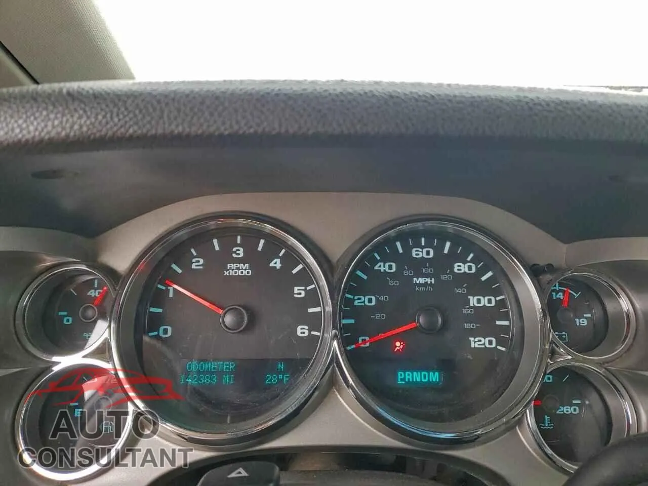 2013 CHEVROLET ALL Models Damaged VIN 1GCRKSE77DZ262313 – trunk area