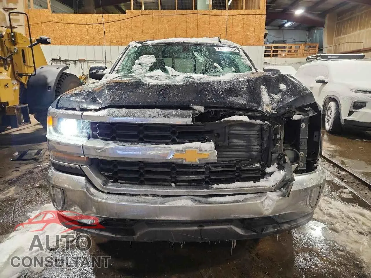 2017 CHEVROLET ALL Models Used VIN 1GCVKREC2HZ384166 – interior seats