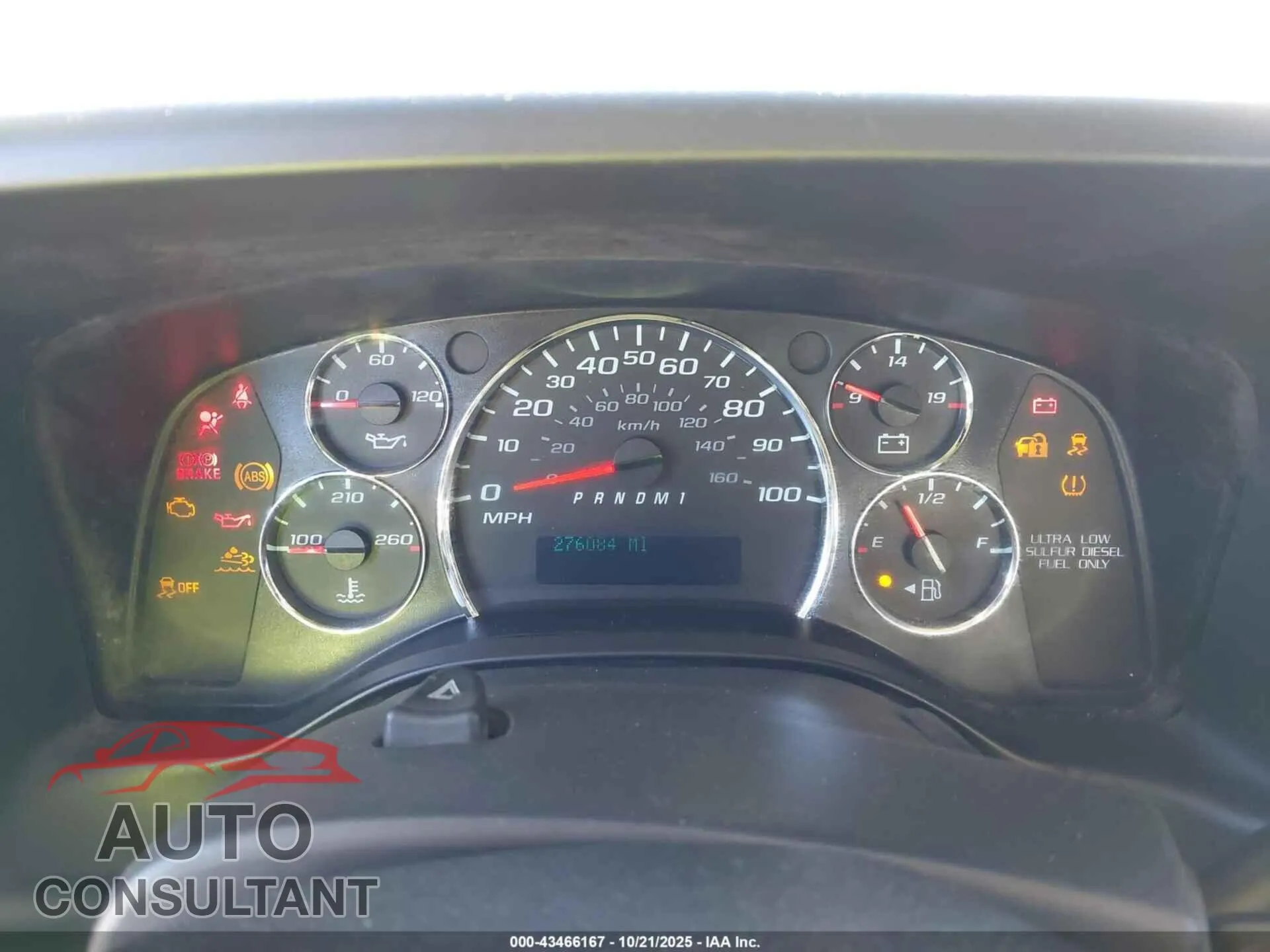 2019 CHEVROLET EXPRESS 2500 Damaged VIN 1GCWGAF12K1219325 – exterior detail 2019 CHEVROLET EXPRESS 2500 Damaged VIN 1GCWGAF12K1219325 – exterior detail