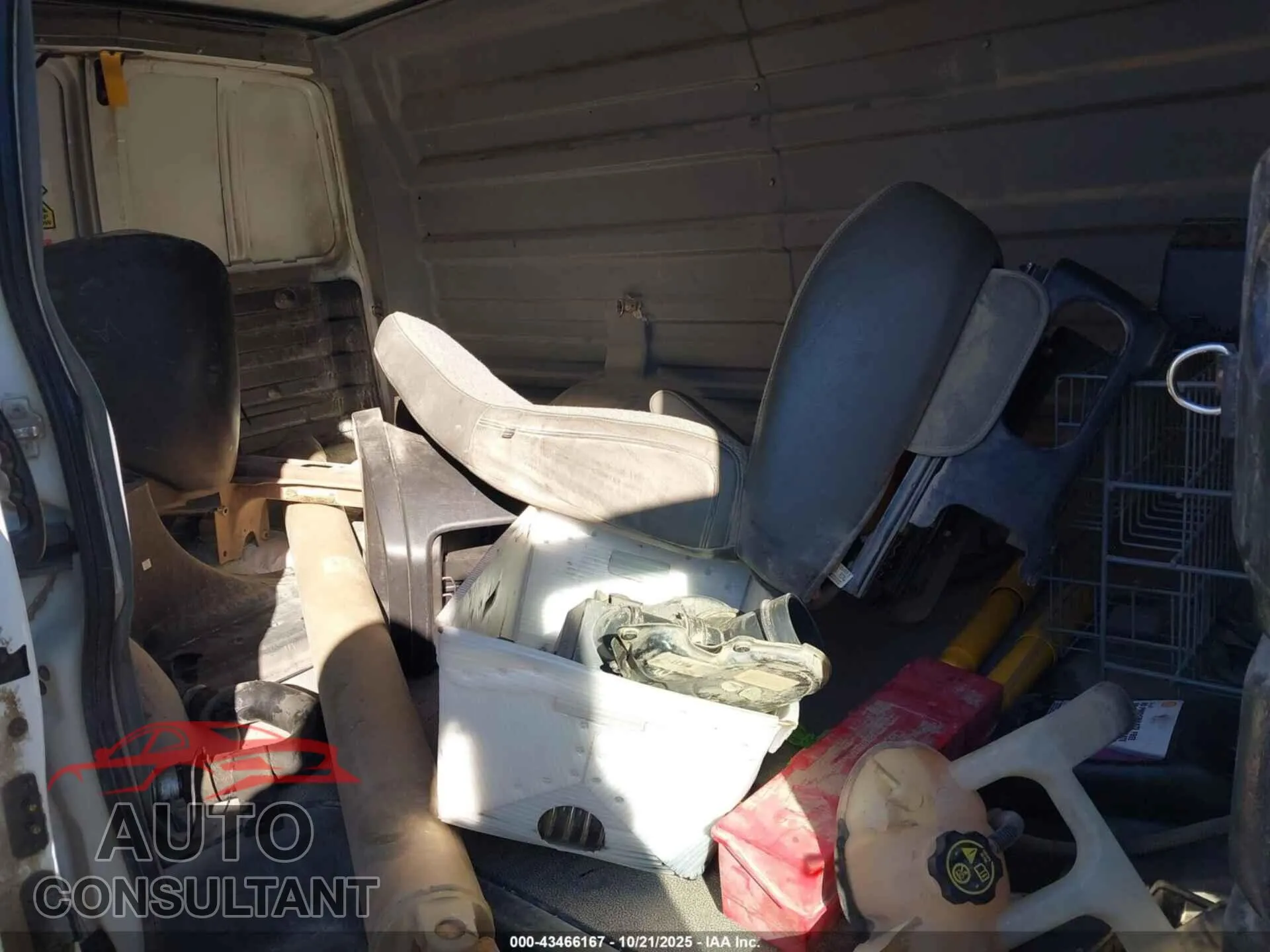 2019 CHEVROLET EXPRESS 2500 Damaged VIN 1GCWGAF12K1219325 – undercarriage 2019 CHEVROLET EXPRESS 2500 Damaged VIN 1GCWGAF12K1219325 – undercarriage