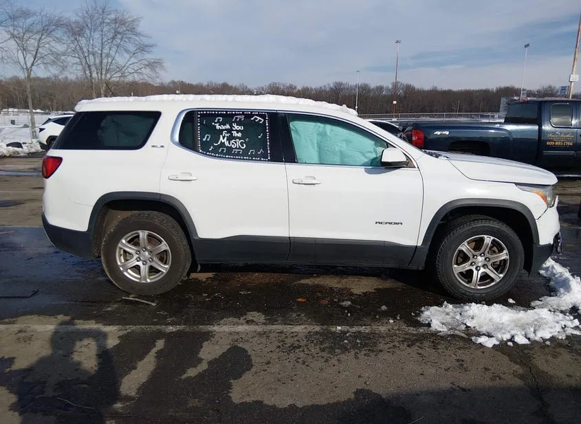 2018 GMC Acadia Used VIN 1GKKNRLAXJZ119761 – trunk area