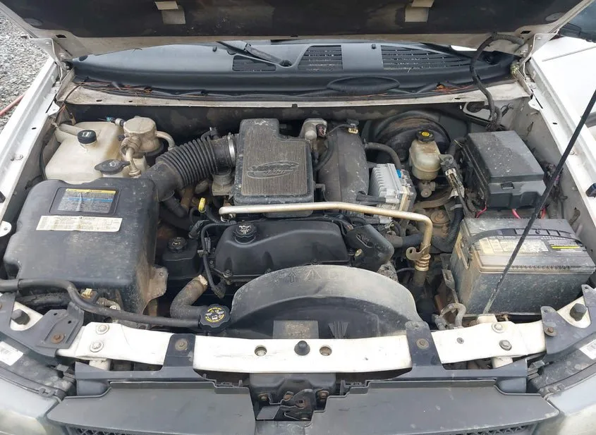 2004 CHEVROLET Trailblazer Used VIN 1GNDS13S342224475 – engine bay