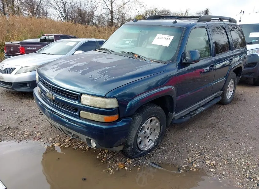 2005 CHEVROLET Tahoe Used VIN 1GNEK13T35R204460 – side profile