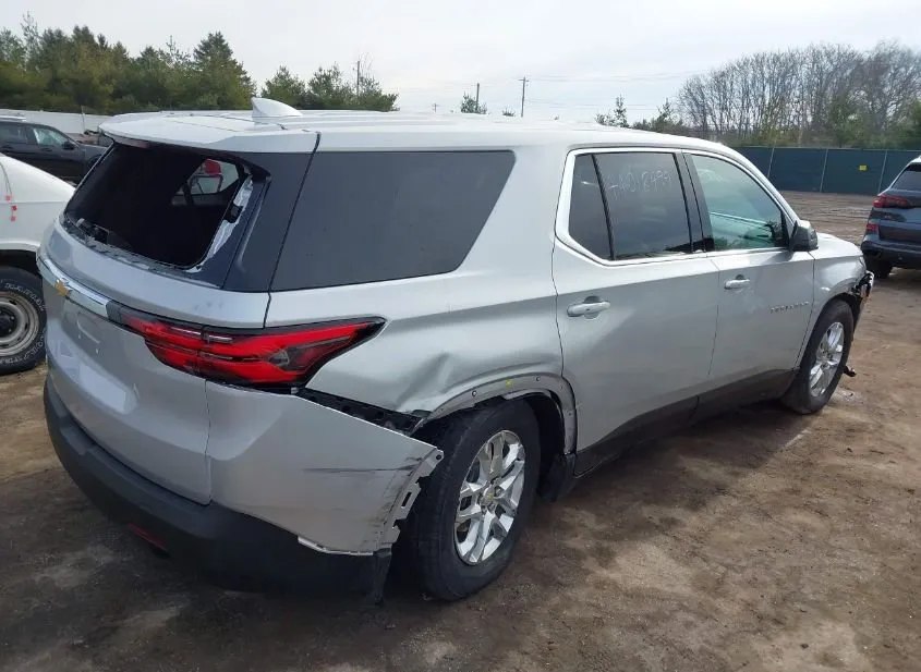 2022 CHEVROLET Traverse Used VIN 1GNERFKW7NJ137591 – trunk area