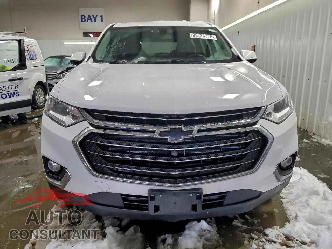 2019 CHEVROLET TRAVERSE Damaged VIN 1GNERGKW6KJ141424 – interior seats