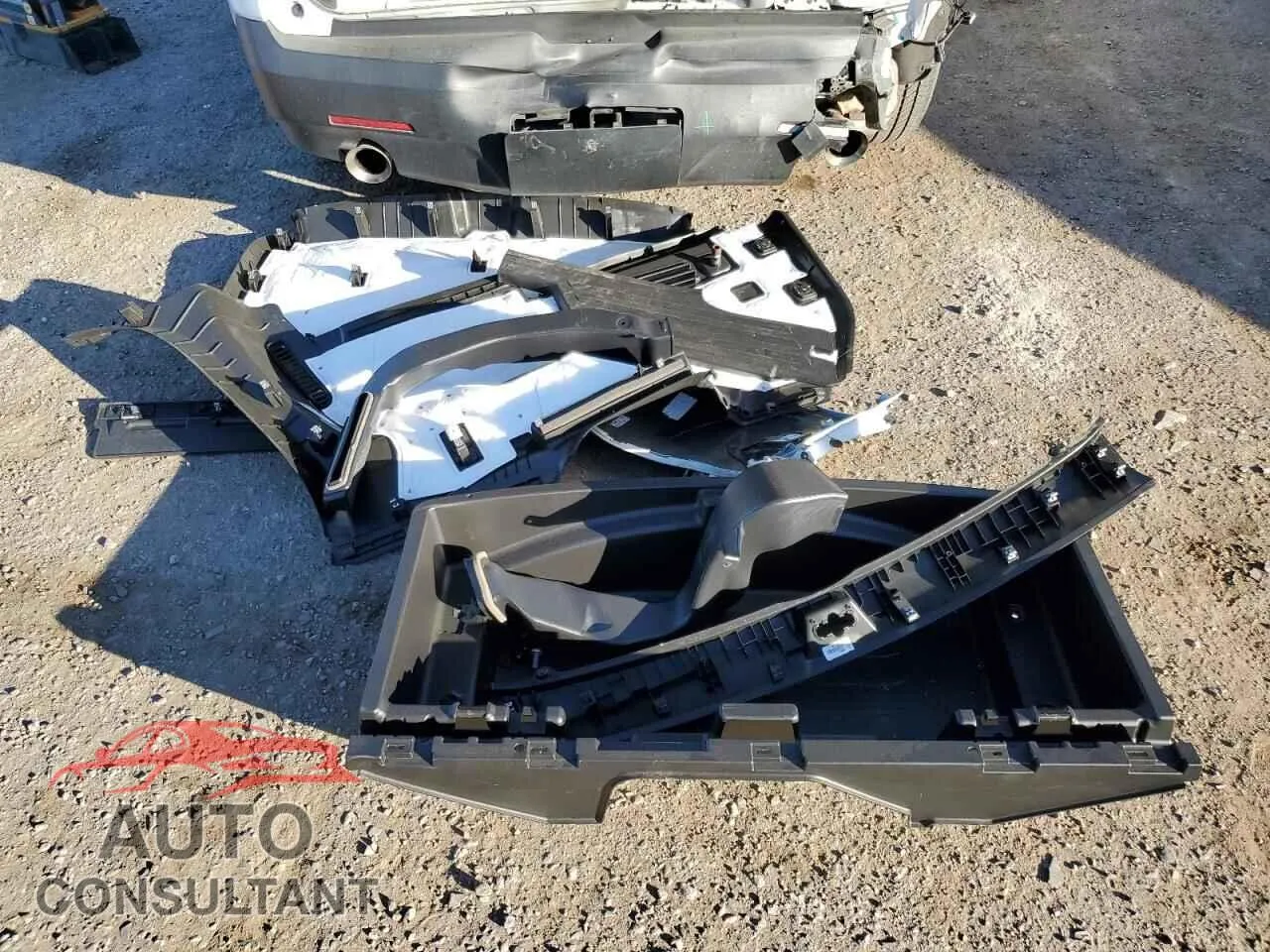 2023 CHEVROLET TRAVERSE Damaged VIN 1GNERGKW9PJ339700 – photo 13
