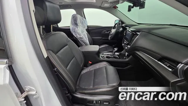 2021 Chevrolet Traverse 3.6 AWD Premier Sold VIN 1GNEV9KW0MJ162831 – interior seats 2021 Chevrolet Traverse 3.6 AWD Premier Sold VIN 1GNEV9KW0MJ162831 – interior seats