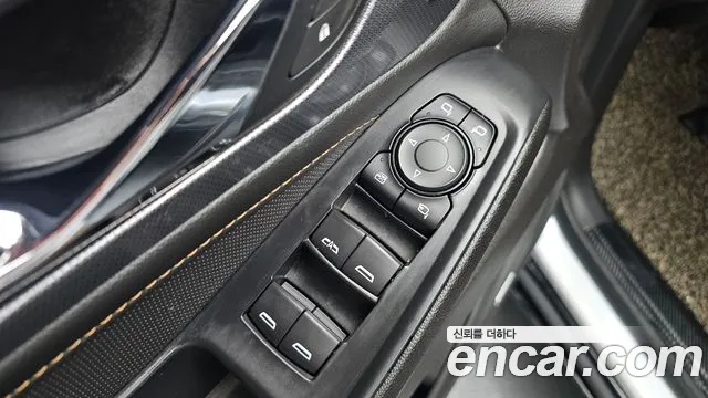 2021 Chevrolet Traverse 3.6 AWD Redline Sold VIN 1GNEV9KW1MJ125478 – exterior detail 2021 Chevrolet Traverse 3.6 AWD Redline Sold VIN 1GNEV9KW1MJ125478 – exterior detail