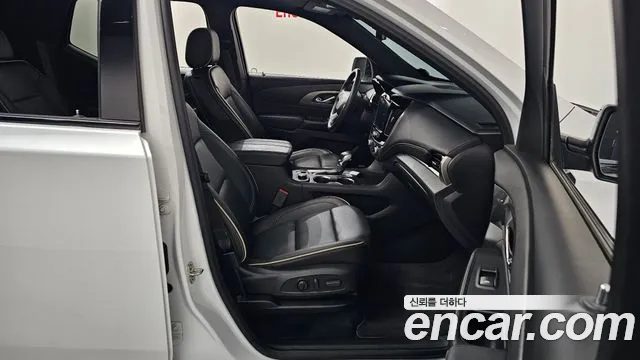 2022 Chevrolet Traverse 3.6 AWD Redline Sold VIN 1GNEV9KW1NJ157851 – interior seats