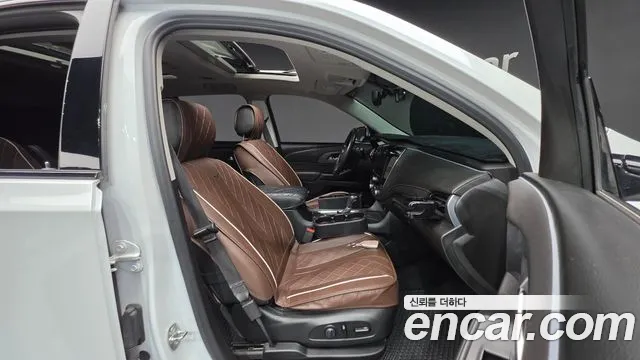 2020 Chevrolet Traverse 3.6 AWD Redline Sold VIN 1GNEV9KW4LJ268536 – trunk area