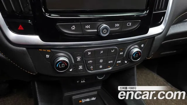 2021 Chevrolet Traverse 3.6 AWD Redline Sold VIN 1GNEV9KW7MJ200751 – interior seats