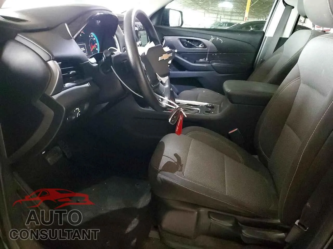 2019 CHEVROLET TRAVERSE Damaged VIN 1GNEVFKW7KJ291404 – exterior detail