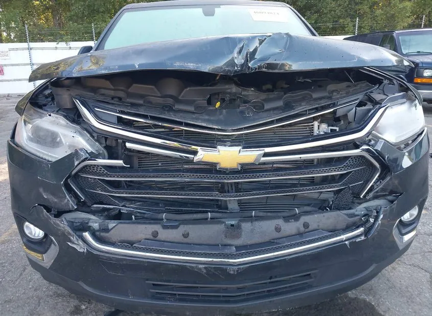 2019 Chevrolet Traverse Used VIN 1GNEVGKW7KJ303475 – front exterior