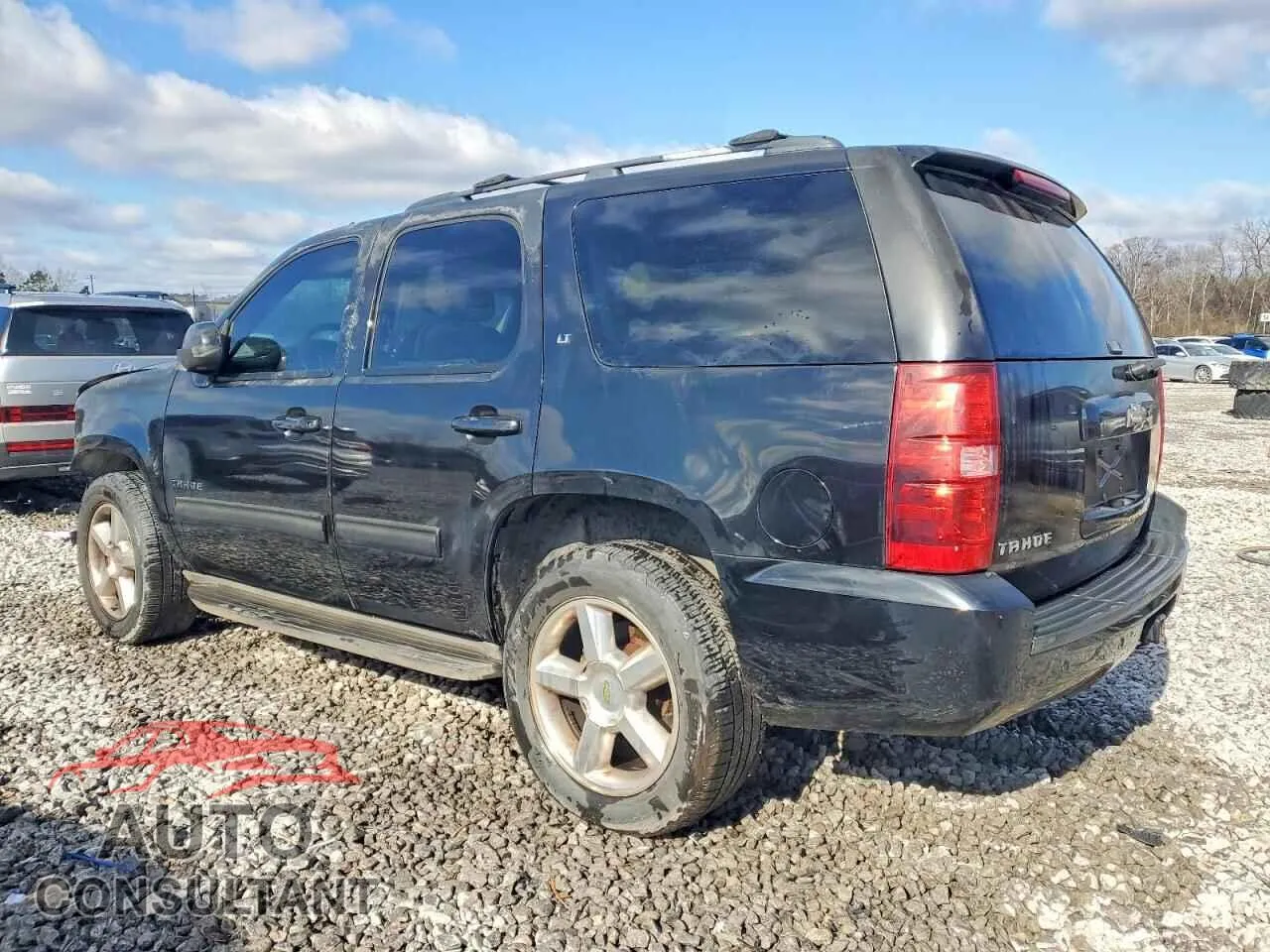 2009 CHEVROLET TAHOE Damaged VIN 1GNFC230X9R296847 – rear exterior