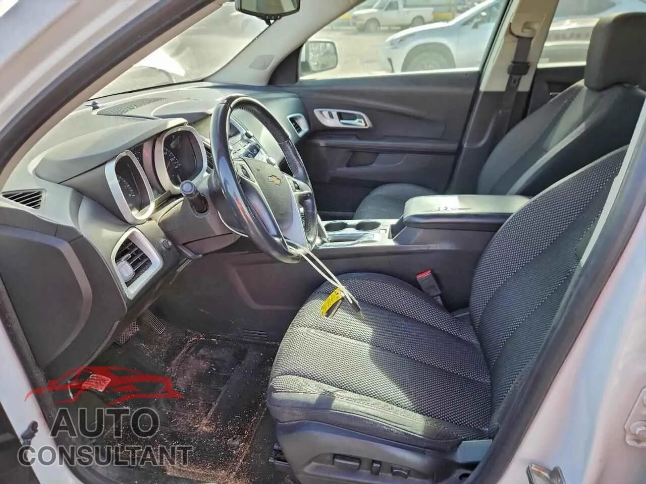 2013 CHEVROLET EQUINOX Damaged VIN 1GNFLEEK6DZ110231 – exterior detail