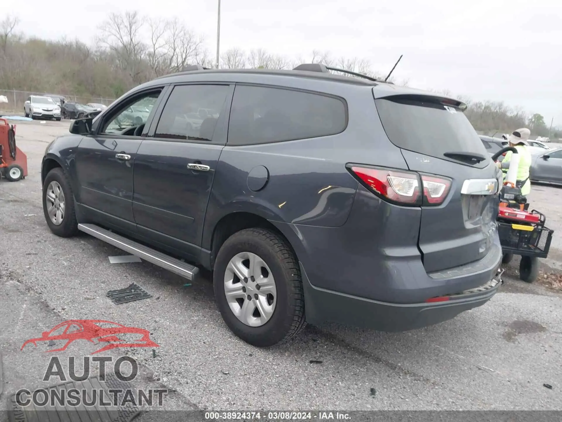 2013 CHEVROLET TRAVERSE Damaged VIN 1GNKRFKD3DJ165954 – side profile