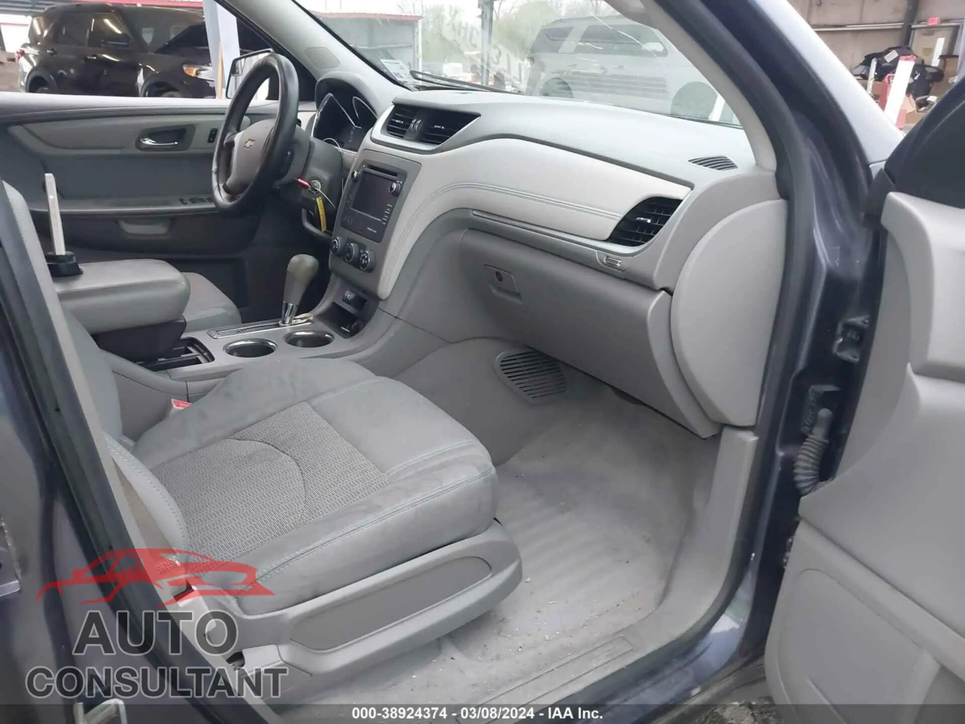 2013 CHEVROLET TRAVERSE Damaged VIN 1GNKRFKD3DJ165954 – interior seats