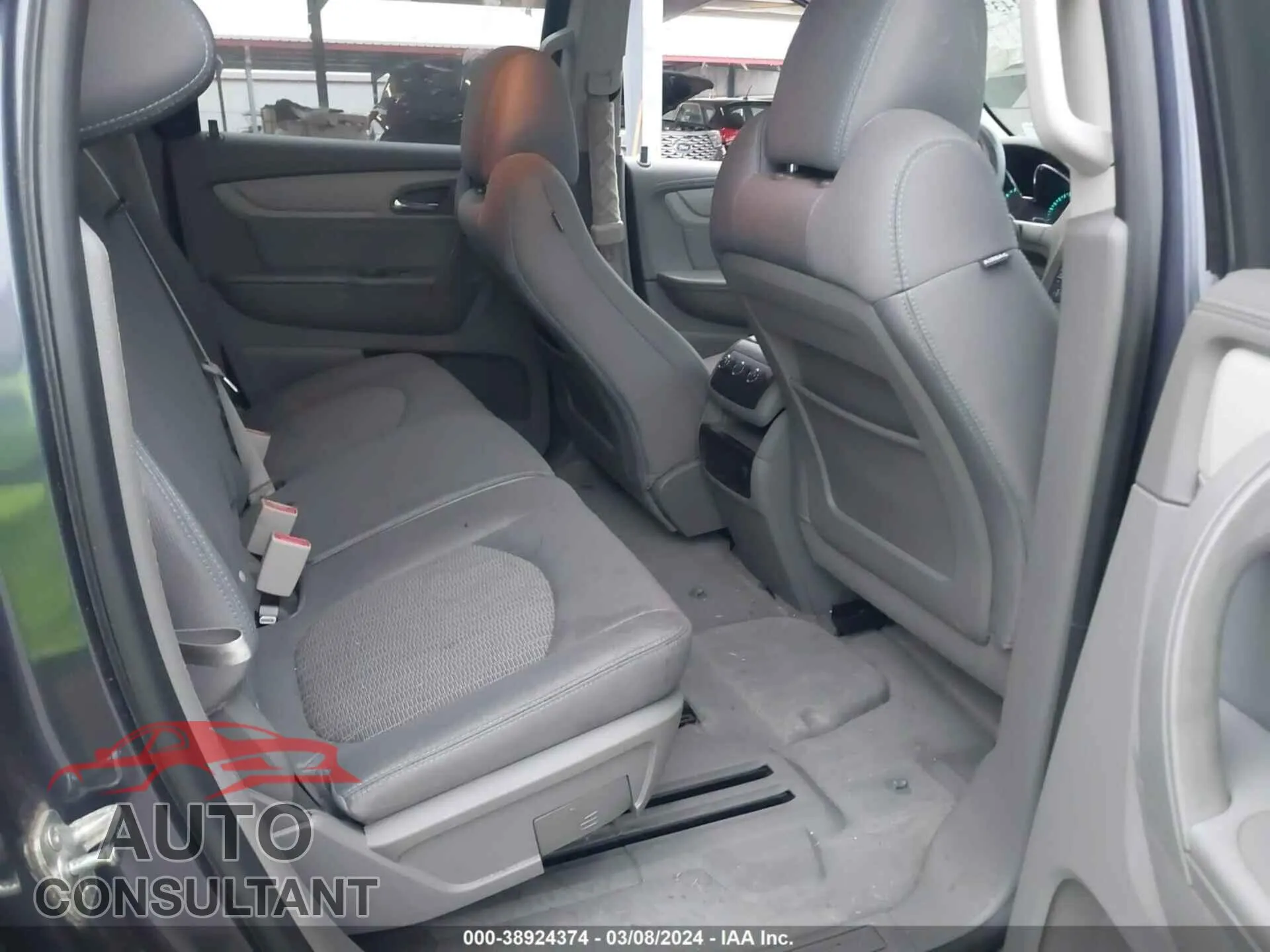 2013 CHEVROLET TRAVERSE Damaged VIN 1GNKRFKD3DJ165954 – undercarriage