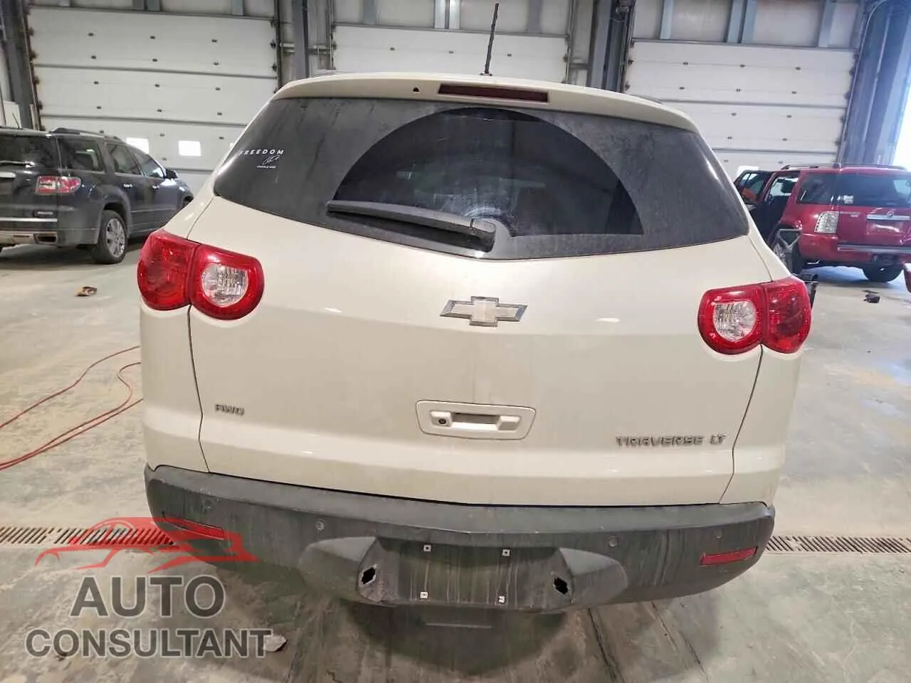 2012 CHEVROLET TRAVERSE Damaged VIN 1GNKVGED2CJ160014 – engine bay