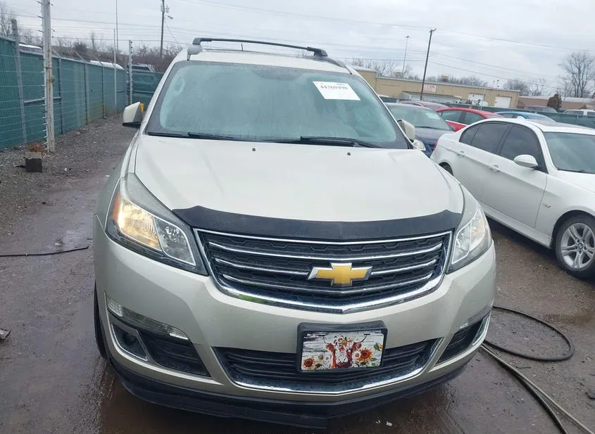 2014 CHEVROLET Traverse Used VIN 1GNKVGKD4EJ148566 – exterior detail